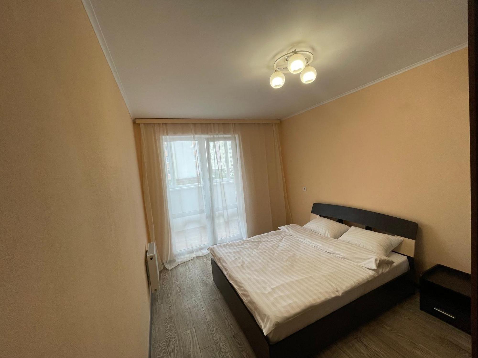Apartment Voskresenska 18 , Парковые Озера Kiev Extérieur photo