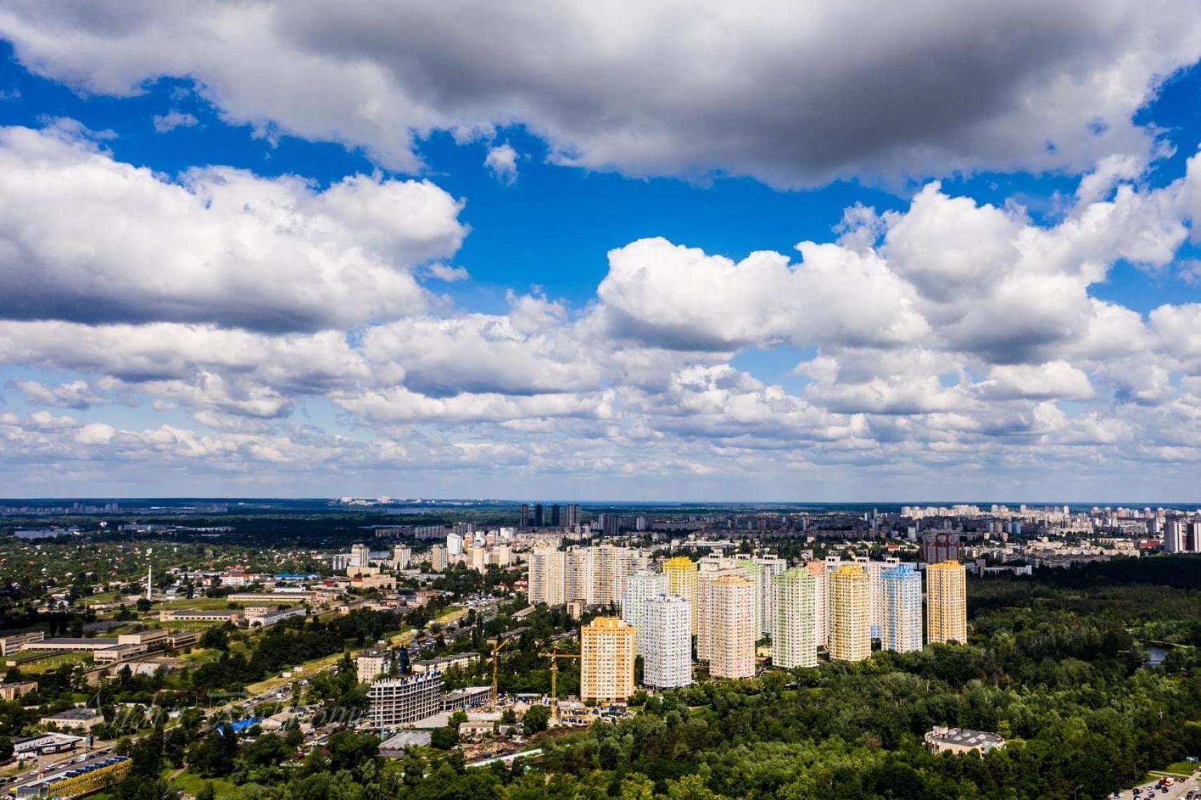 Apartment Voskresenska 18 , Парковые Озера Kiev Extérieur photo