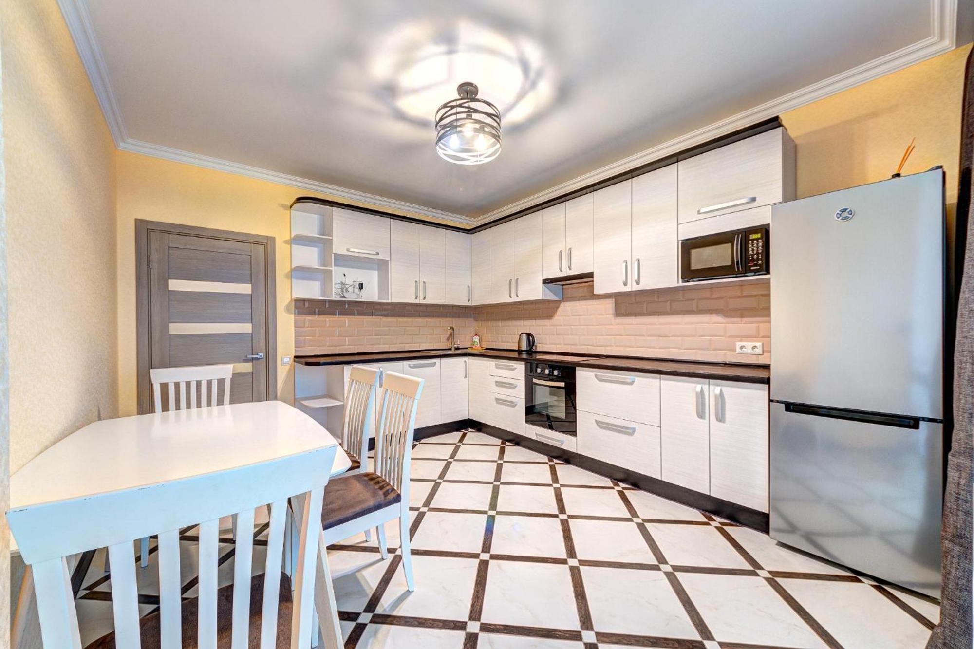 Apartment Voskresenska 18 , Парковые Озера Kiev Chambre photo