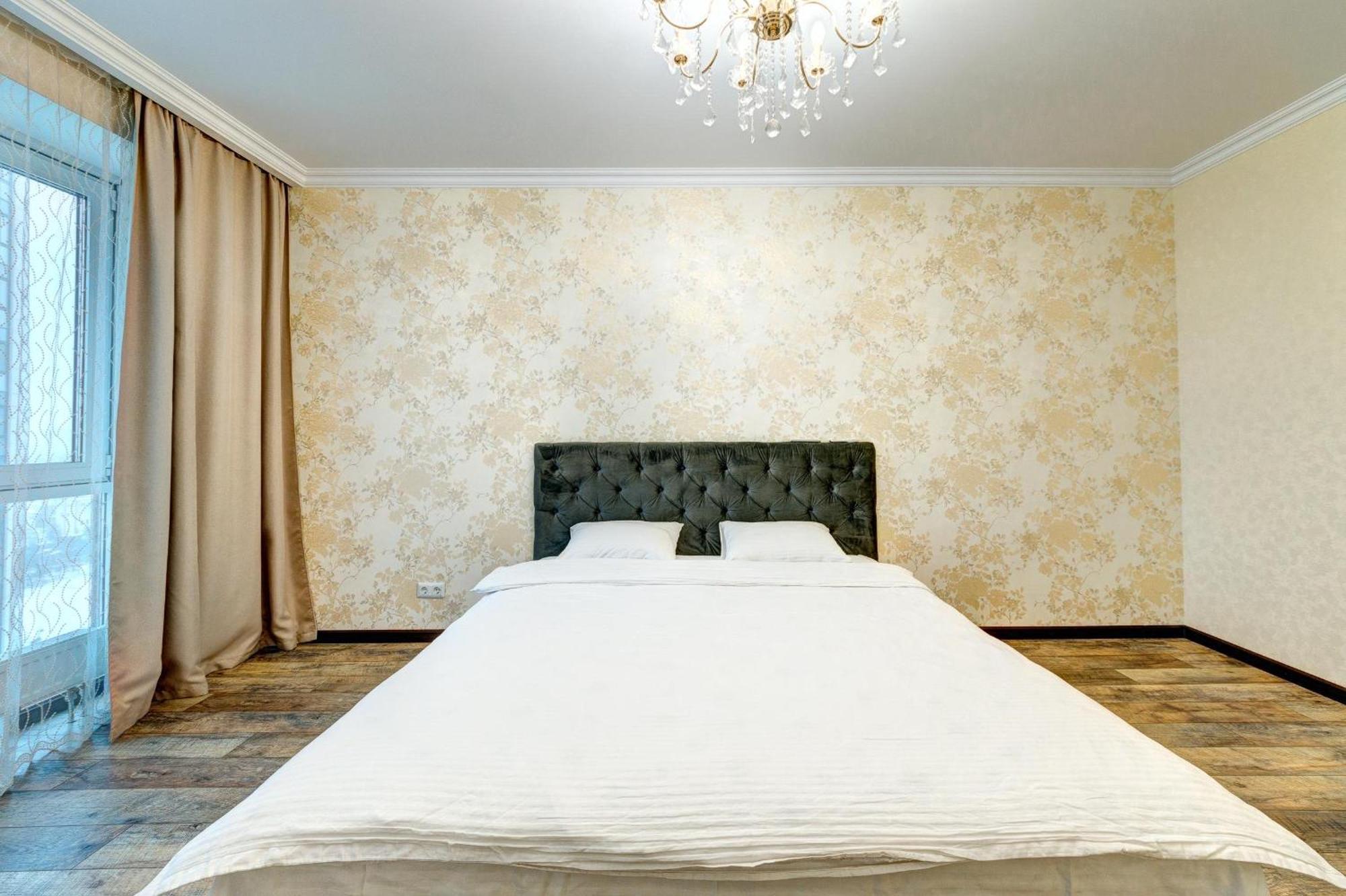 Apartment Voskresenska 18 , Парковые Озера Kiev Chambre photo