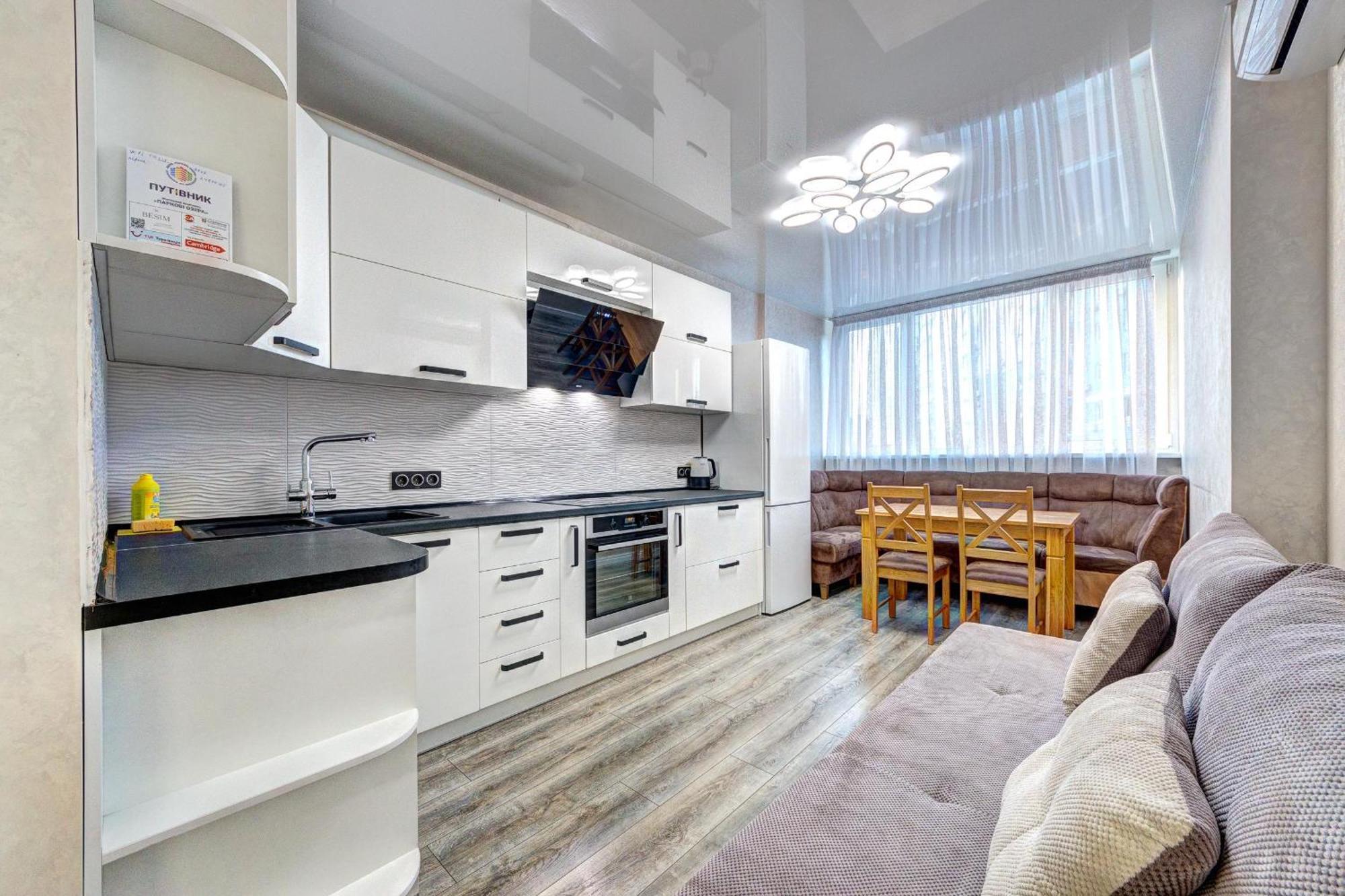 Apartment Voskresenska 18 , Парковые Озера Kiev Chambre photo