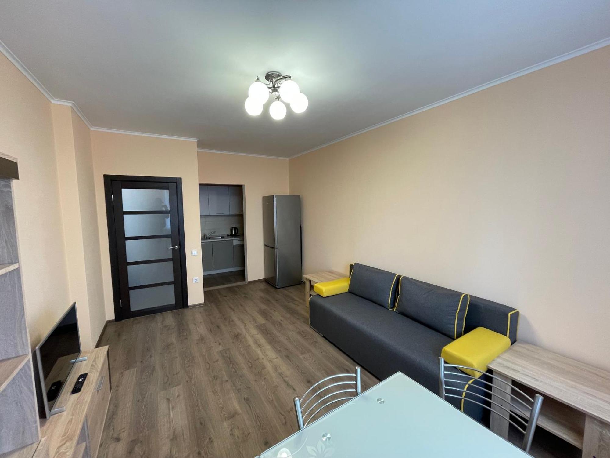 Apartment Voskresenska 18 , Парковые Озера Kiev Chambre photo